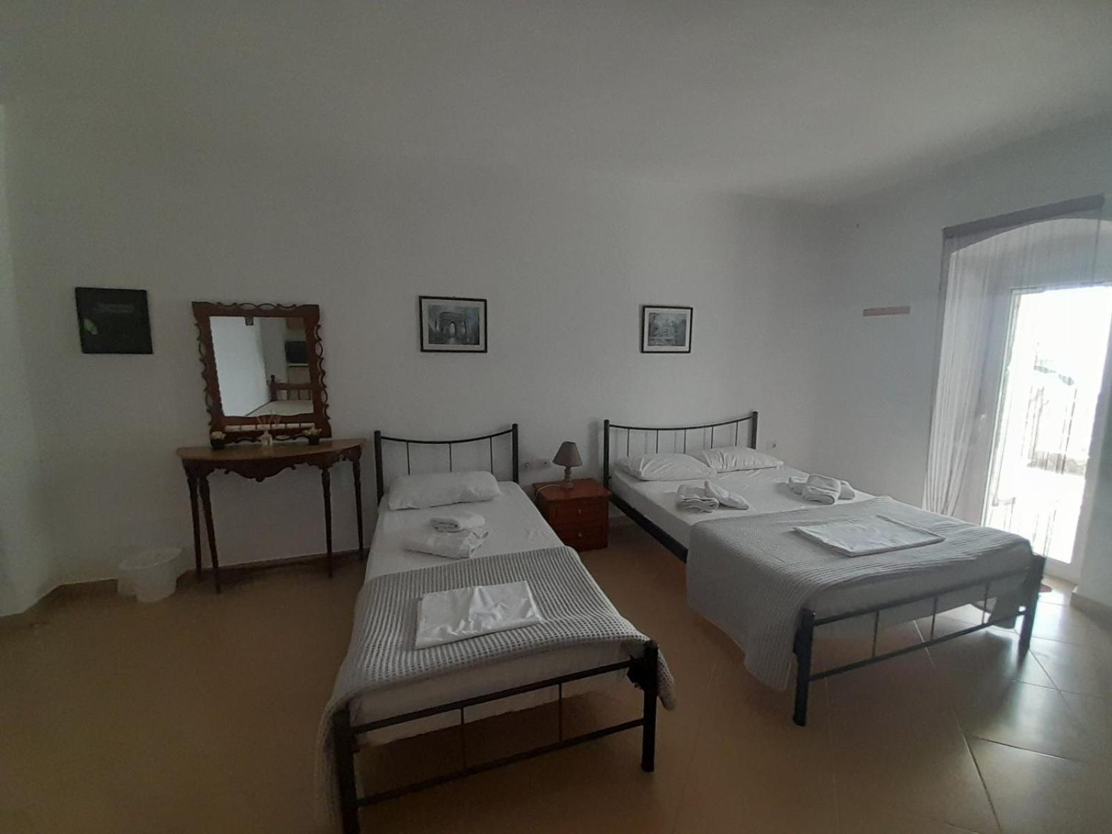 Sofia's Apartment Himare